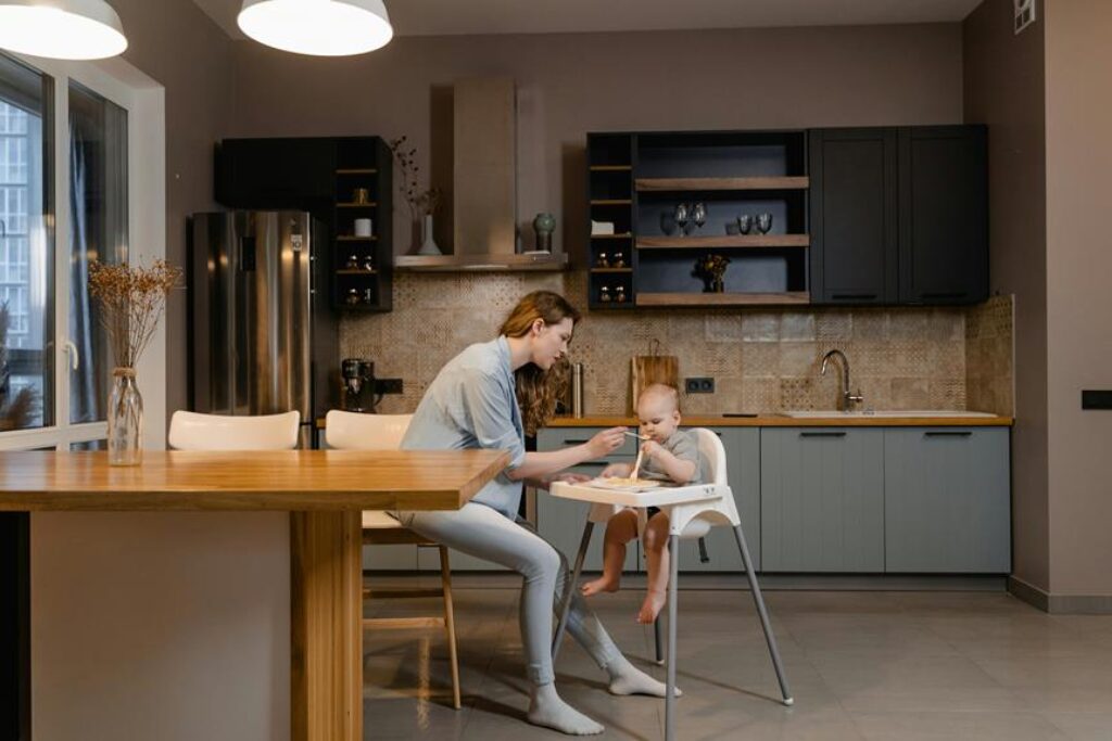 How Can Dads Help With Baby Feeding?